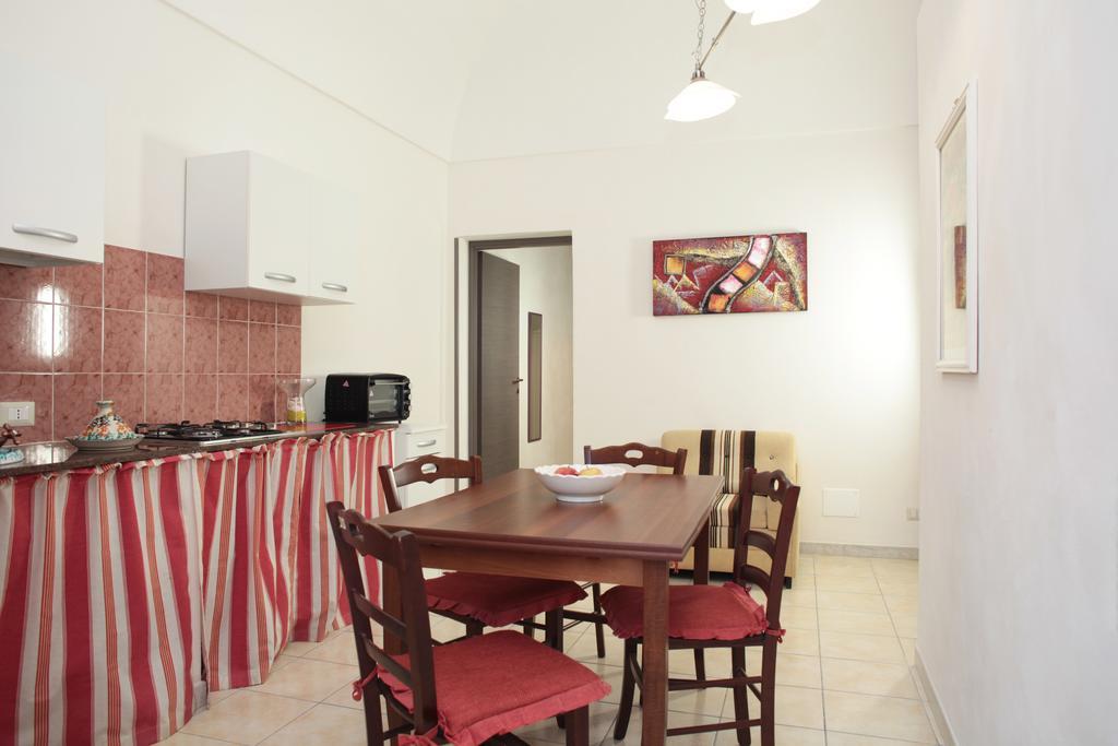 Residence Lion Сан Вито ло Капо Екстериор снимка