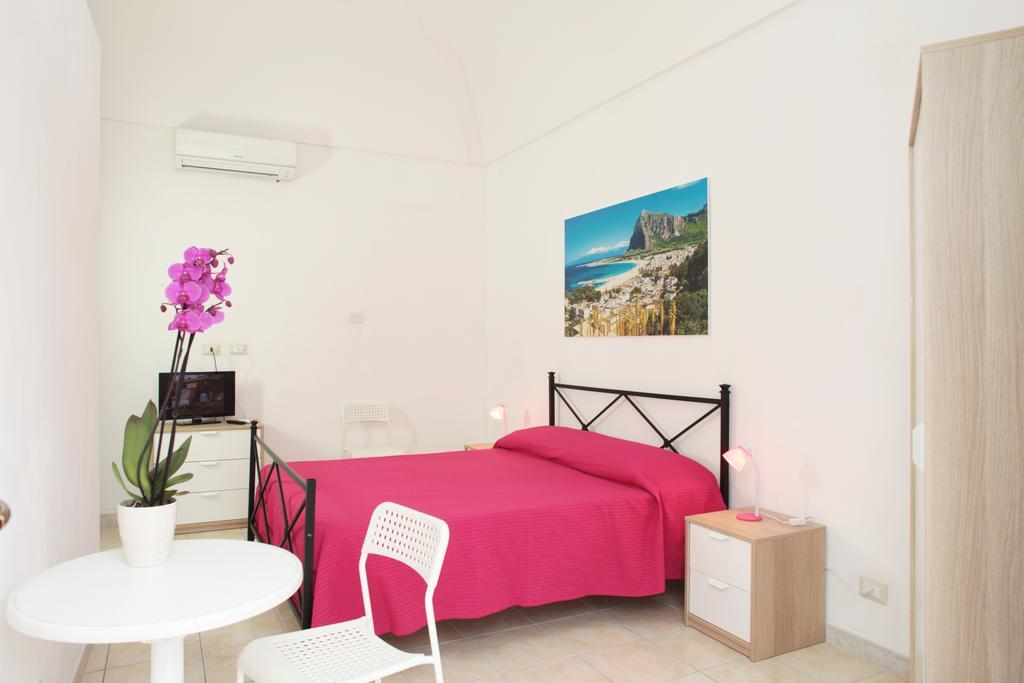 Residence Lion Сан Вито ло Капо Екстериор снимка